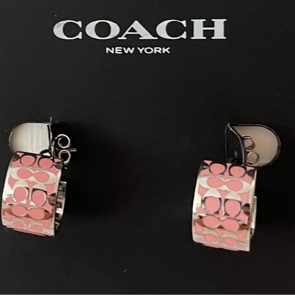 NWT Pink Coach Signature C Huggie Earrings - Picture 8 of 9